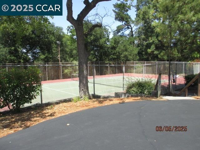 1894 Cannon Dr, Walnut Creek, CA 94597