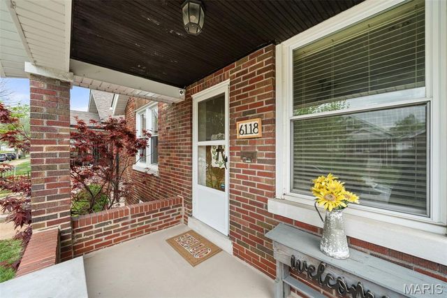 6118 Newport Avenue, St Louis, MO 63116