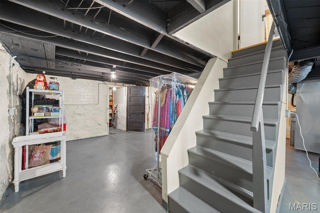 6118 Newport Avenue, St Louis, MO 63116