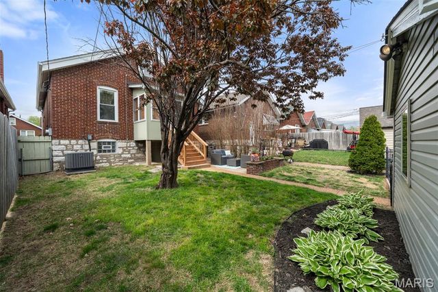 6118 Newport Avenue, St Louis, MO 63116