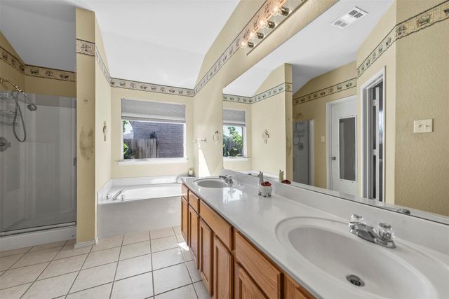 201 Tripp Trail, Denton, TX 76207