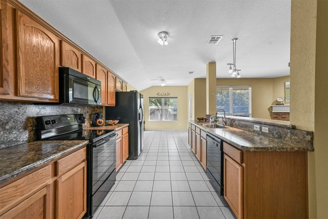 201 Tripp Trail, Denton, TX 76207