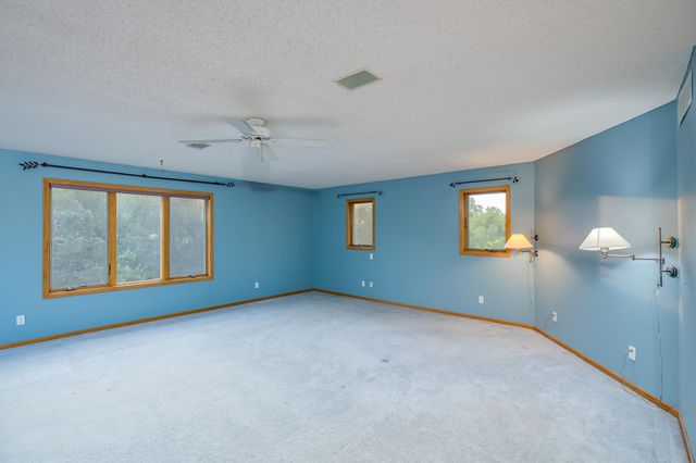 18512 568th Avenue, Mankato, MN 56001