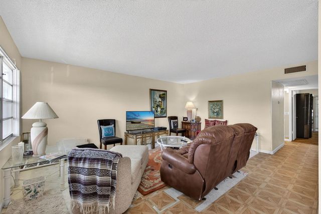 348 Wellington H, West Palm Beach, FL 33417