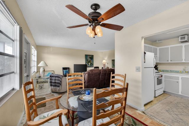 348 Wellington H, West Palm Beach, FL 33417