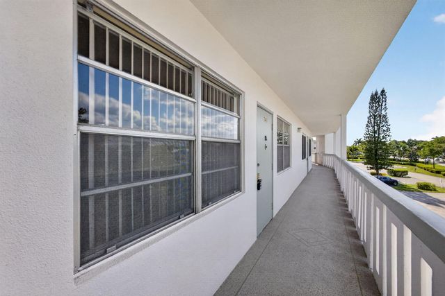 348 Wellington H, West Palm Beach, FL 33417