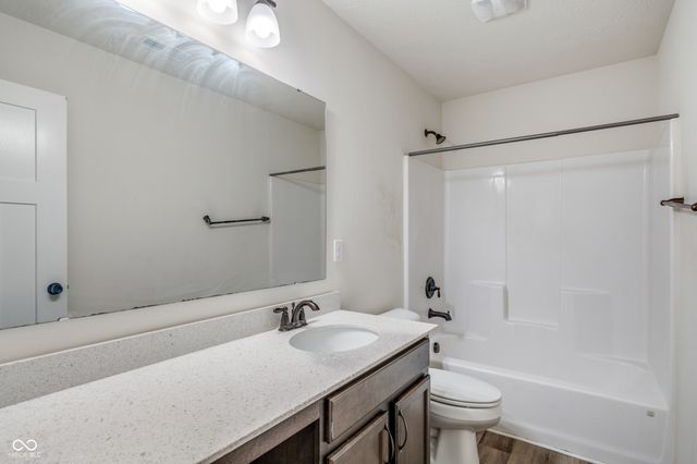 6936 Sonora Boulevard, Clermont, IN 46234