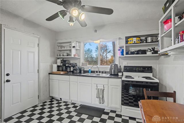 146 Montgomery Avenue, Franklin, OH 45005