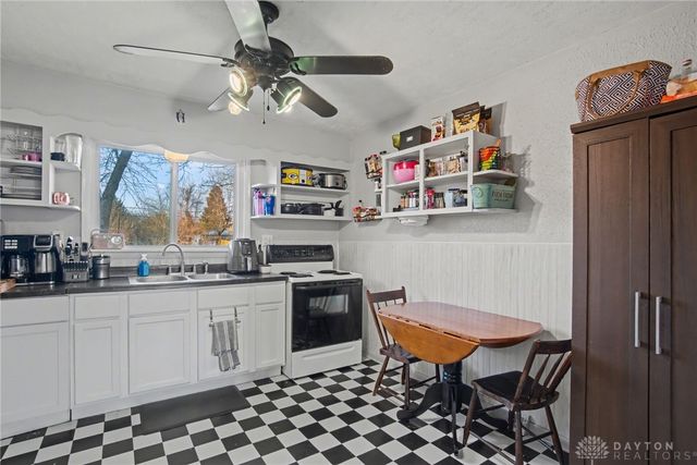 146 Montgomery Avenue, Franklin, OH 45005