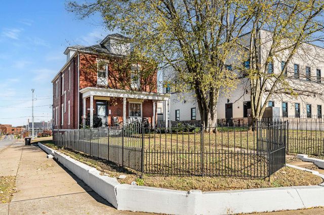 801 Franklin St, Clarksville, TN 37040