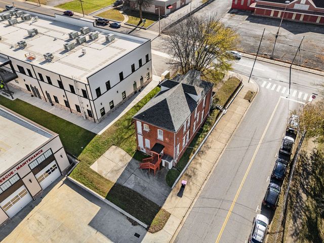 801 Franklin St, Clarksville, TN 37040