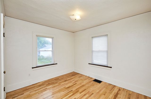 3511 49th Street, Des Moines, IA 50310
