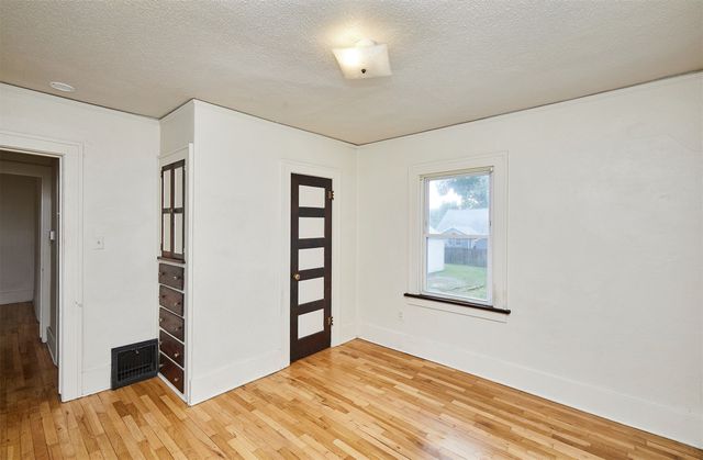3511 49th Street, Des Moines, IA 50310