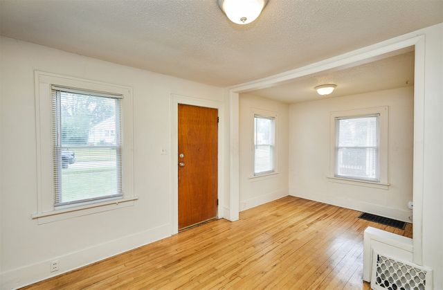 3511 49th Street, Des Moines, IA 50310