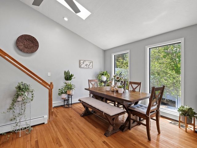 5 Bradford Ter, Saugus, MA 01906