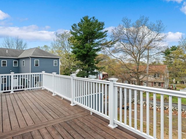 5 Bradford Ter, Saugus, MA 01906