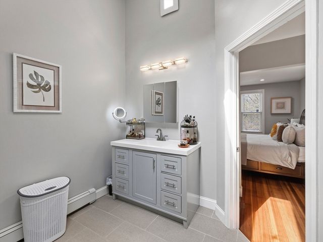 5 Bradford Ter, Saugus, MA 01906