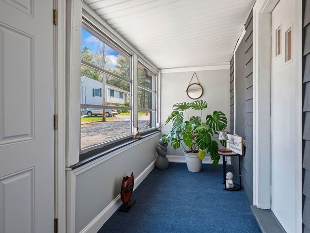 5 Bradford Ter, Saugus, MA 01906