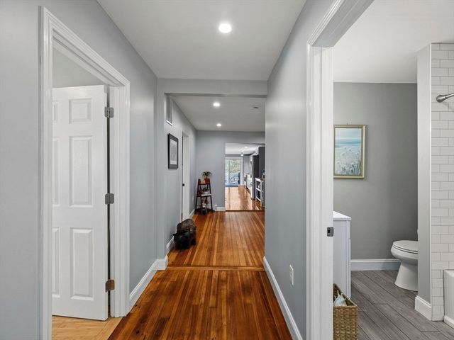 5 Bradford Ter, Saugus, MA 01906