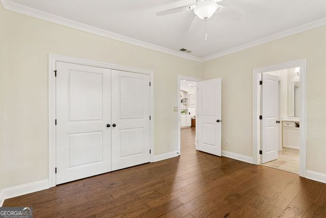 608 Concord Lake Lane SE, Smyrna, GA 30082