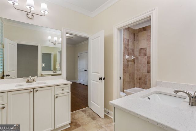 608 Concord Lake Lane SE, Smyrna, GA 30082