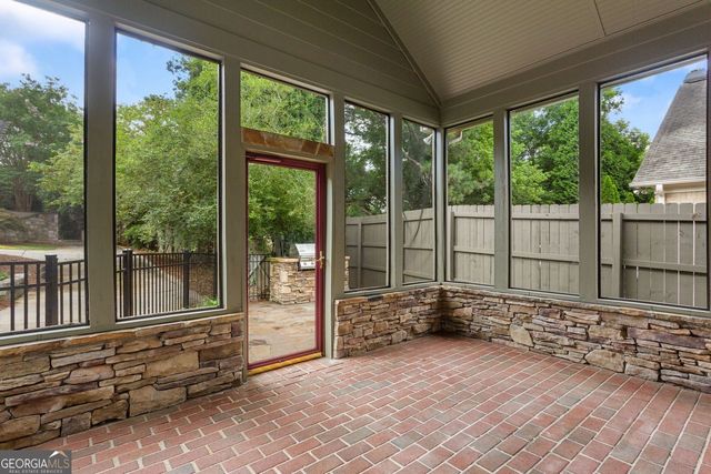 608 Concord Lake Lane SE, Smyrna, GA 30082