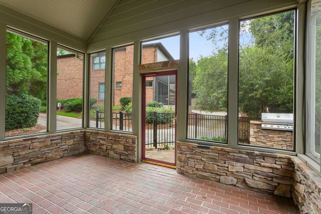 608 Concord Lake Lane SE, Smyrna, GA 30082
