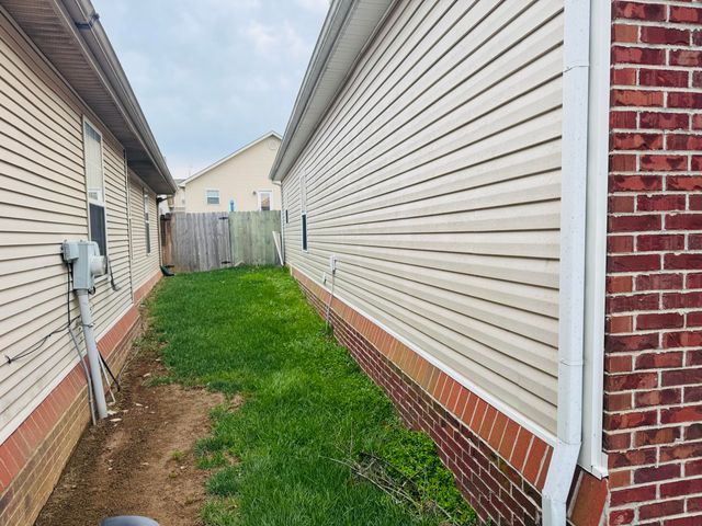 2161 Millstone Way, Lexington, KY 40509