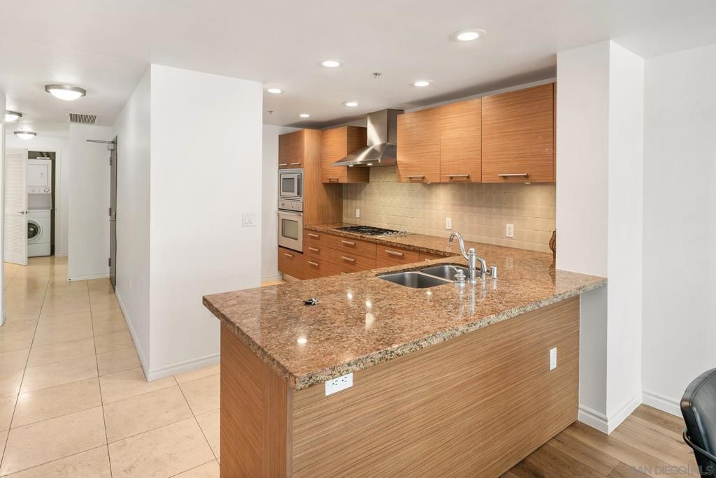 1431 Pacific Hwy 107, San Diego, CA 92101 — photo 4