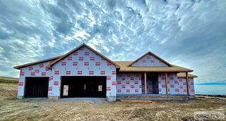 6486 Hillsdale Lane, Ammon, ID 83406