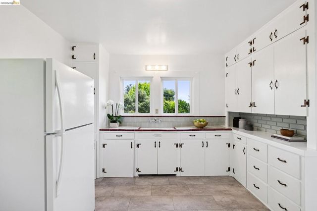 178 Ardmore Rd, Kensington, CA 94707