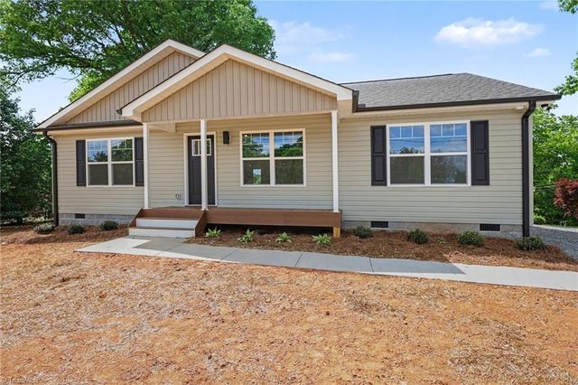 407 Park Street, Randleman, NC 27317
