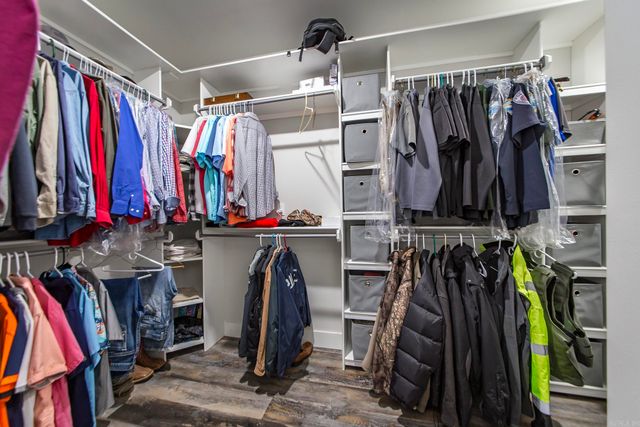 93 Pocahontas Lane, Greers Ferry, AR 72067