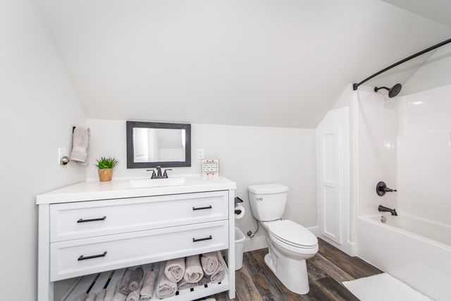 93 Pocahontas Lane, Greers Ferry, AR 72067