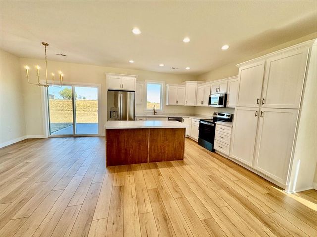 1321 W 19th Street, Maryville, MO 64468