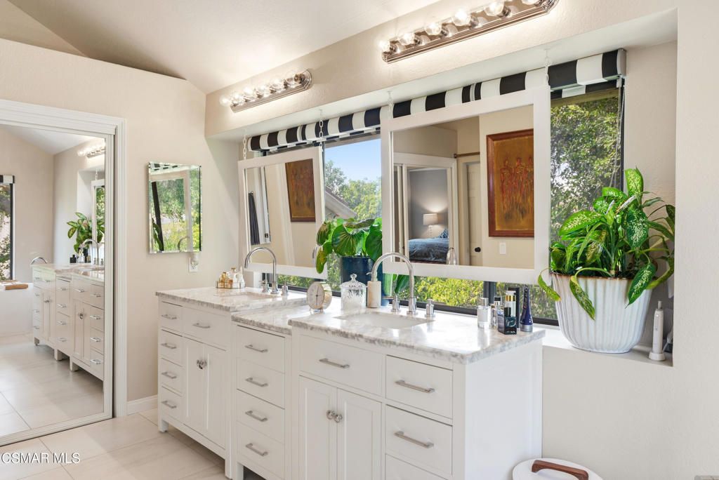 Image 35 of property listing at 4225 Dan Wood Drive, Westlake Village, CA 91362