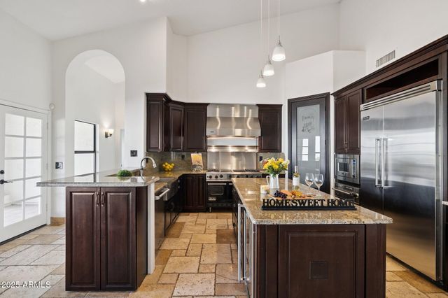 12512 E CORTEZ Drive, Scottsdale, AZ 85259