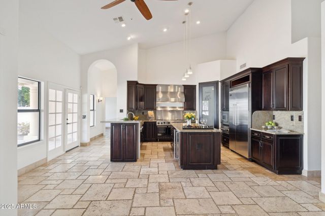 12512 E CORTEZ Drive, Scottsdale, AZ 85259