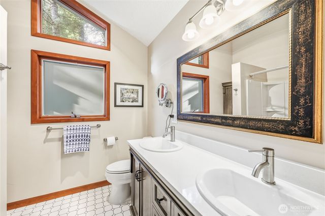 121 Machias Loop, Port Ludlow, WA 98365