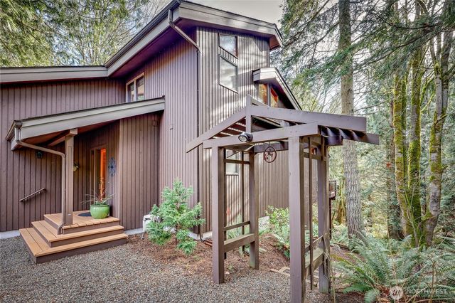 121 Machias Loop, Port Ludlow, WA 98365