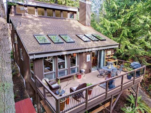 121 Machias Loop, Port Ludlow, WA 98365