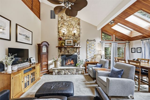 121 Machias Loop, Port Ludlow, WA 98365