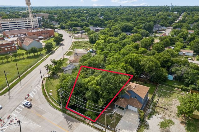 2207 E Ann Arbor Avenue, Dallas, TX 75216