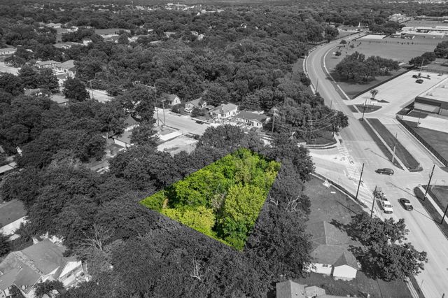2207 E Ann Arbor Avenue, Dallas, TX 75216