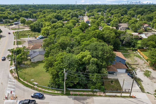 2207 E Ann Arbor Avenue, Dallas, TX 75216