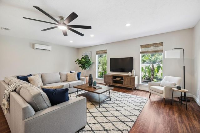 5202 Cypress Green Lane, Richmond, TX 77406