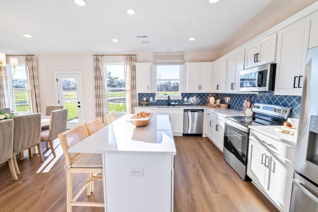 317 Black Bear Dr, Mount Pleasant, TN 38474