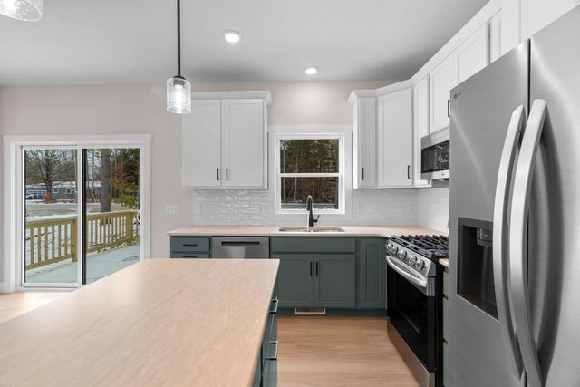 6255 S Bear Den Trail, Fruitport Twp, MI 49444