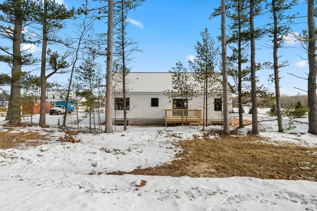 6255 S Bear Den Trail, Fruitport Twp, MI 49444