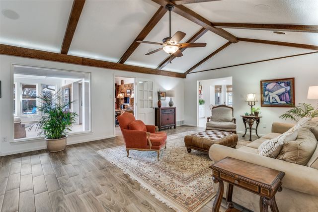 1710 N Dickerson, Pantego, TX 76013